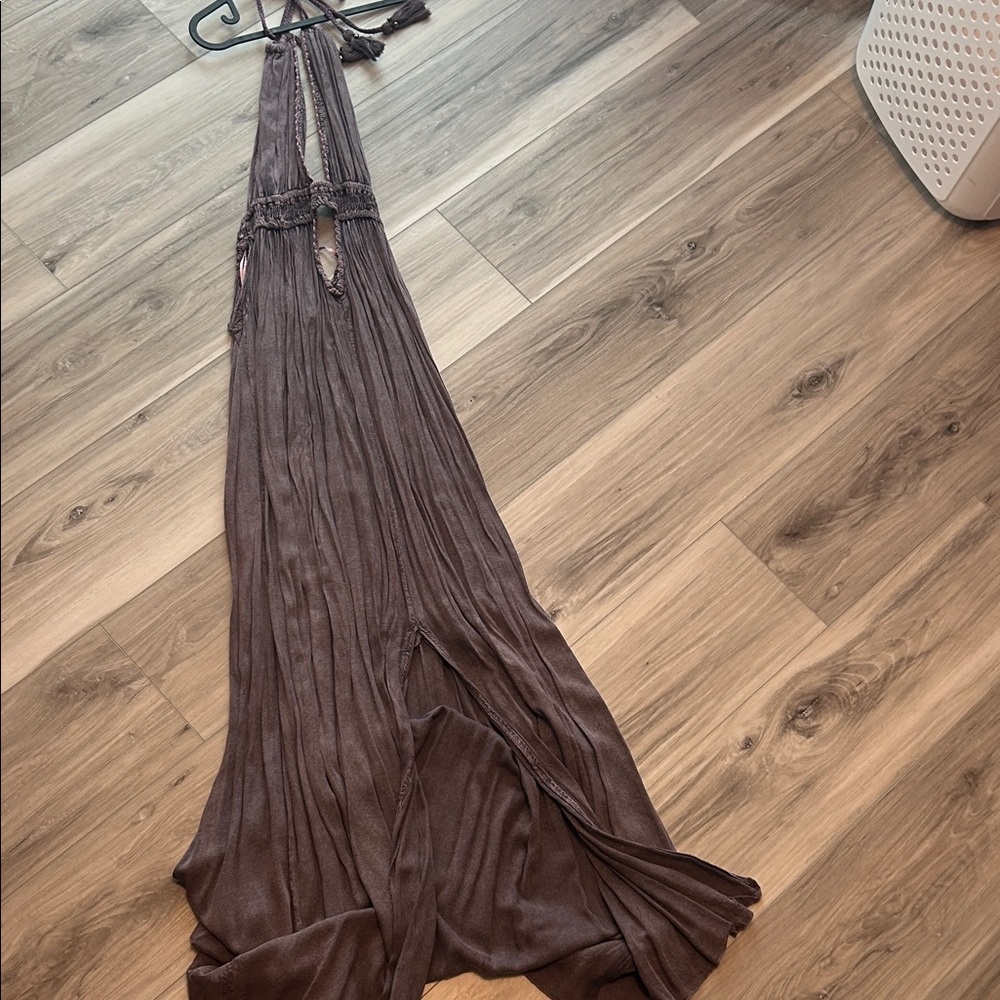 Boho Me Plunging Halter Maxi Dress - Picture 4 of 7